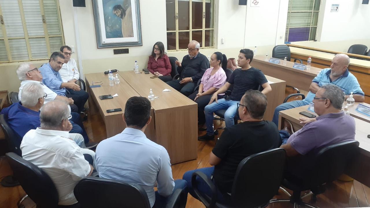 Foto 6 de 9 — Reunião do MDB define Delorges Mano como candidato a vice de Eliana Honain às eleições municipais